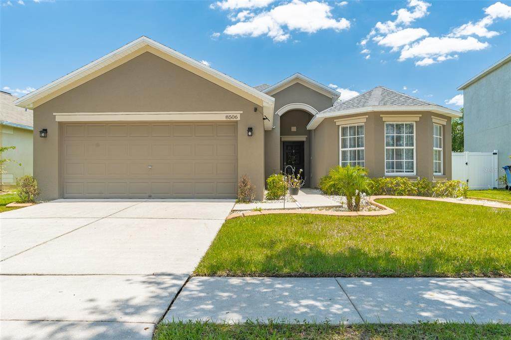 8506 Carriage Pointe Drive - Photo 1