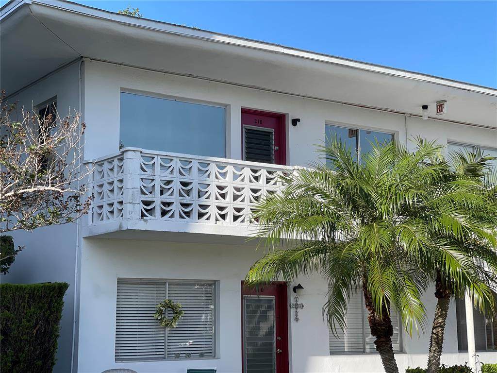 8220 112TH Street - Photo 1