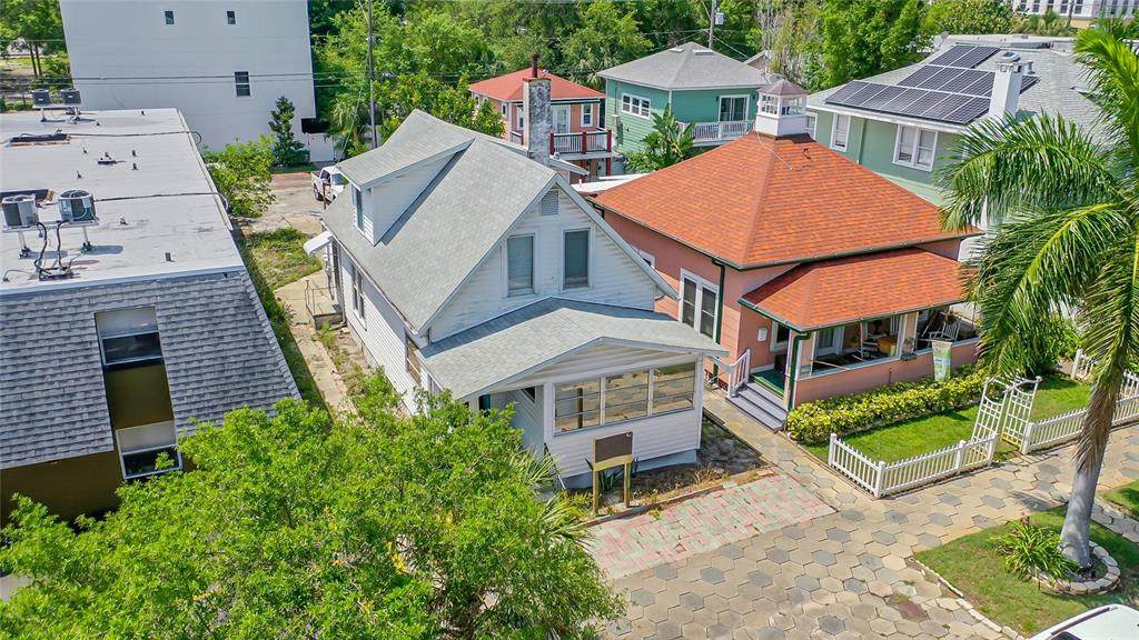 122 6TH Avenue - Photo 1