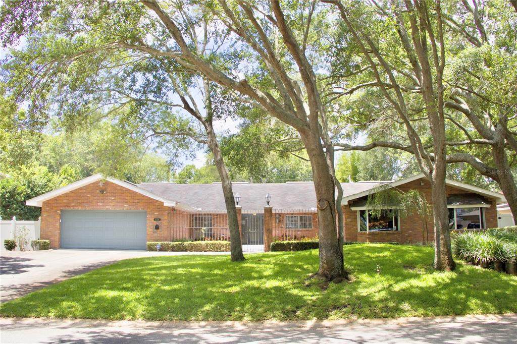 8228 132ND Street - Photo 1