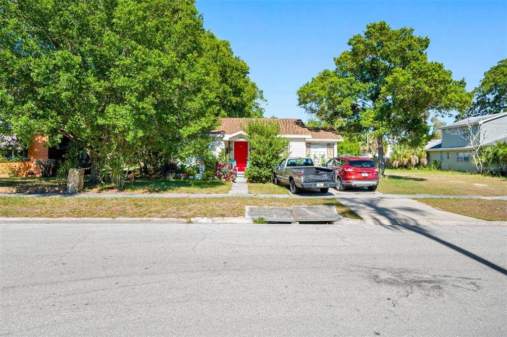 2004 30TH Street - Photo 1