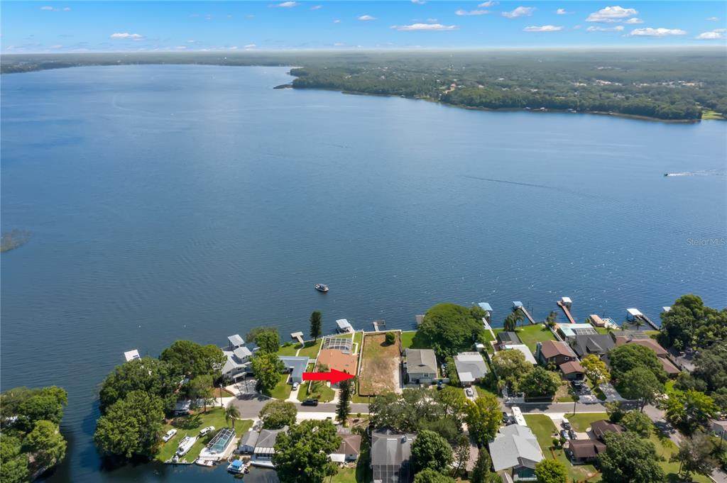 142 Lake Shore Drive - Photo 1
