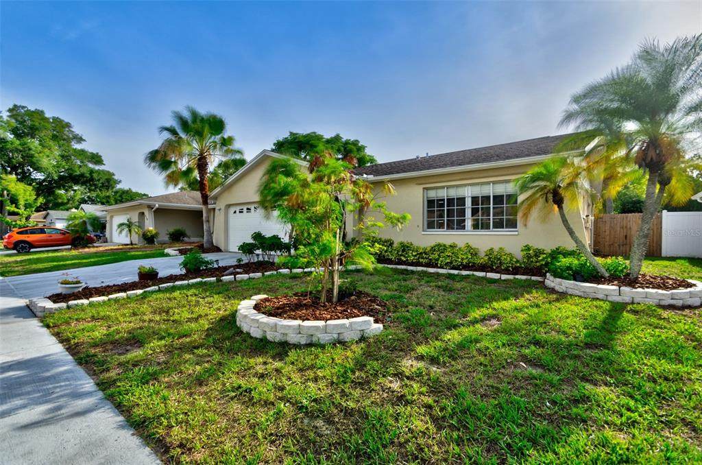 2132 Groveland Road - Photo 1