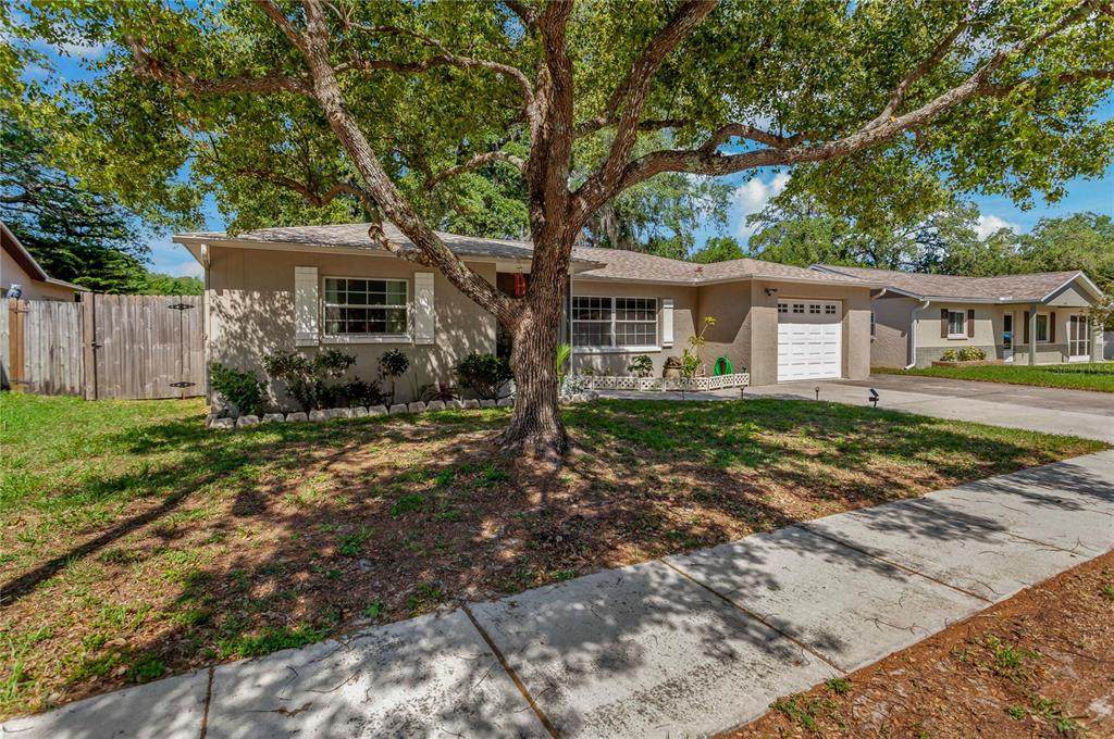5039 River Point Court - Photo 1