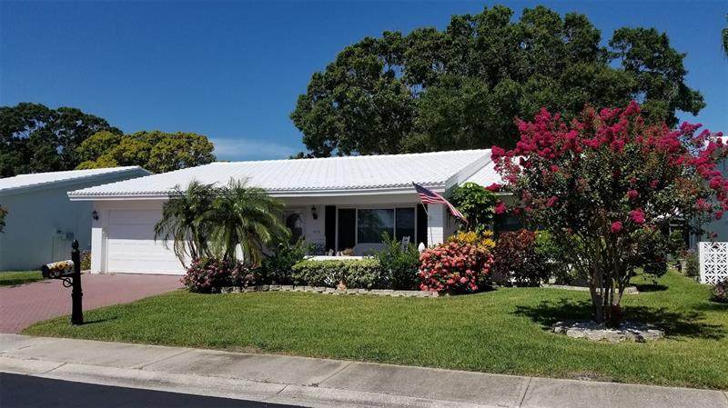 3479 Mainlands Boulevard - Photo 1