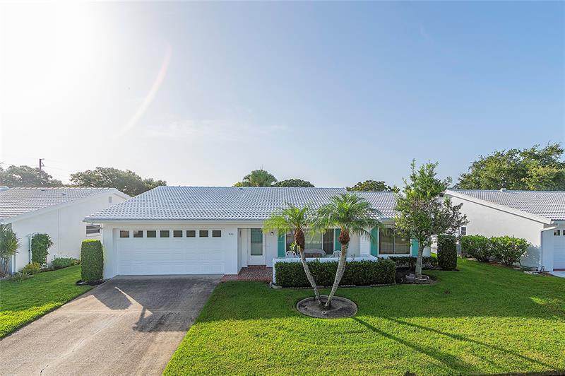 9155 40TH Street - Photo 1