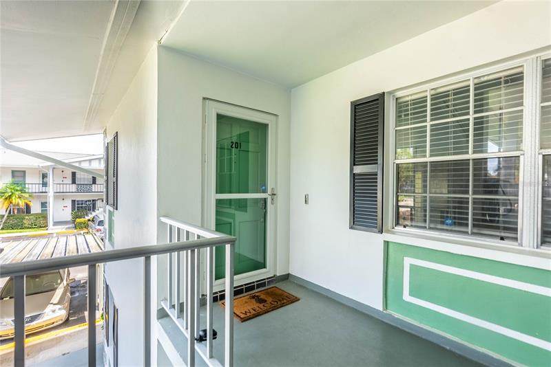 200 Glennes Lane - Photo 1