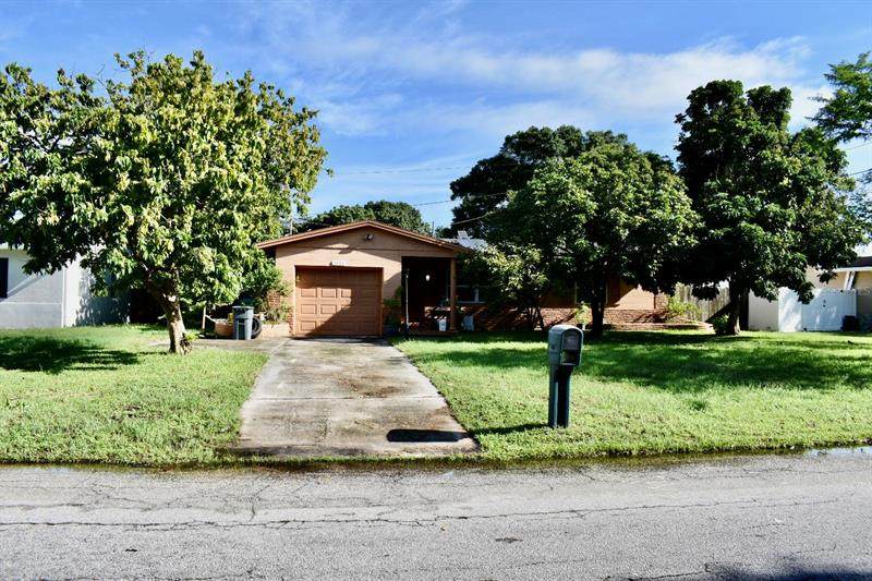 5933 48TH Avenue - Photo 1