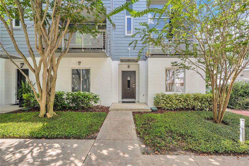 351 4TH Avenue - Photo 1