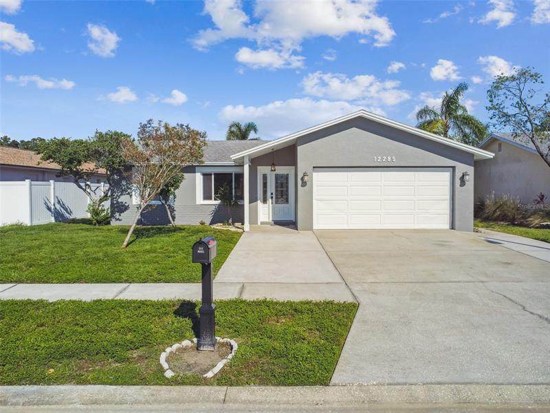 12285 83RD Way - Photo 1