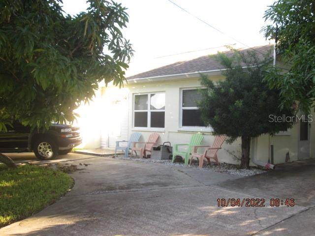 712 Mandalay Avenue - Photo 1