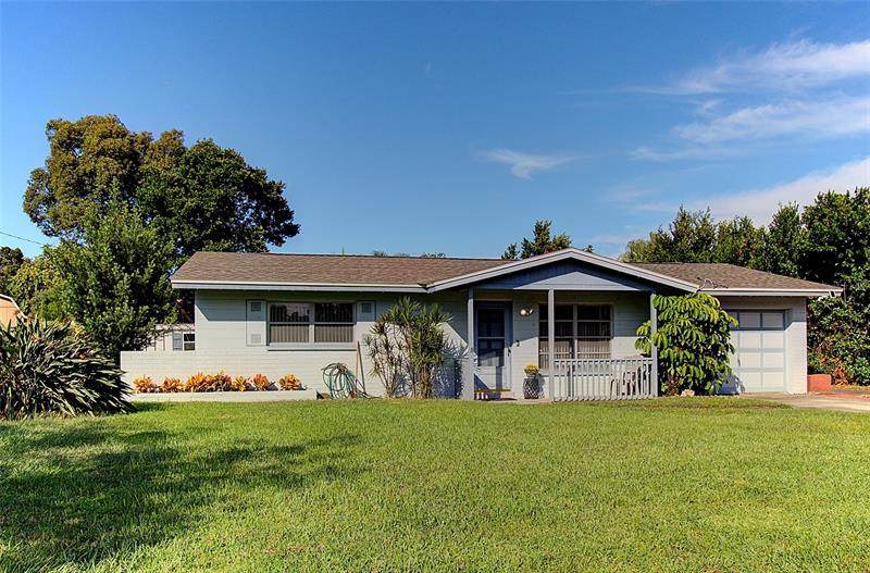11911 80TH Avenue - Photo 1