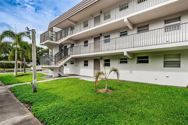 9815 47TH Avenue - Photo 1