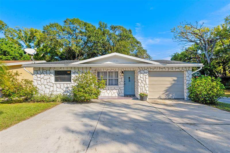 1726 York Street - Photo 1