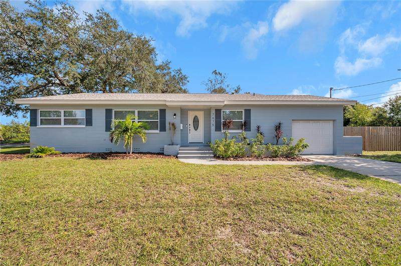 7675 8TH Street - Photo 1