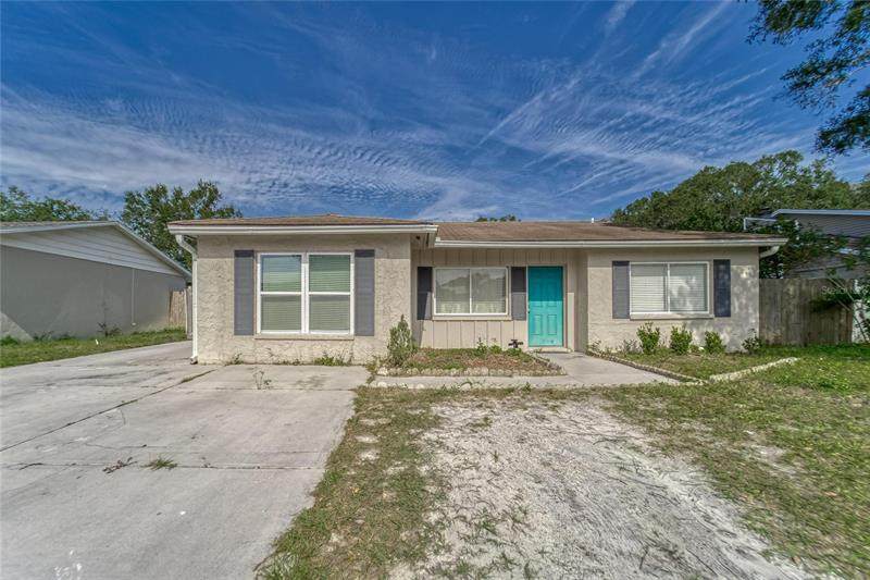 21625 Southwood Dr - Photo 1