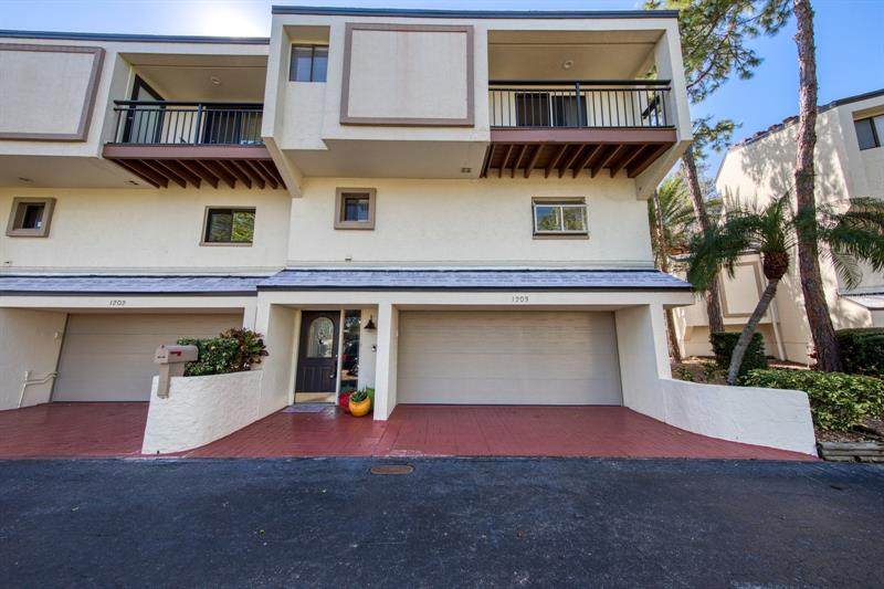 240 Windward Passage - Photo 1