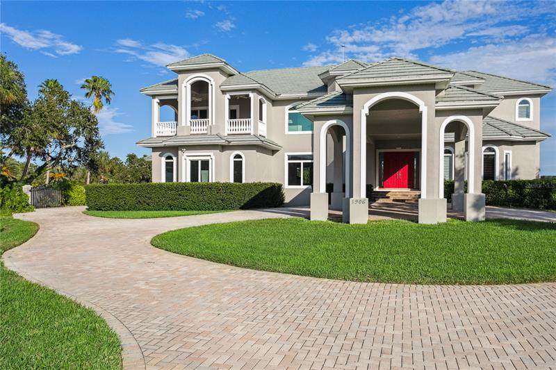 1906 Oceanview Drive - Photo 1