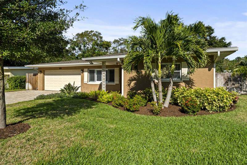 828 James Street - Photo 1