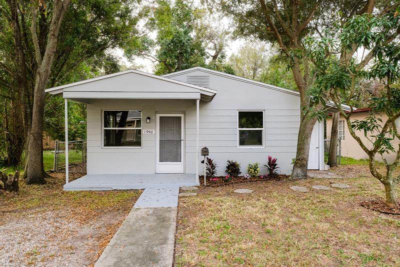 1946 15TH Avenue - Photo 1