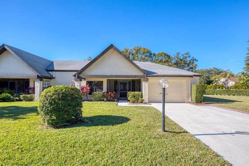 1074 Sutton Place - Photo 1