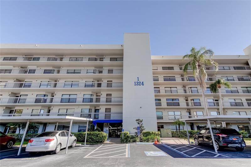 1324 Pasadena Avenue - Photo 1