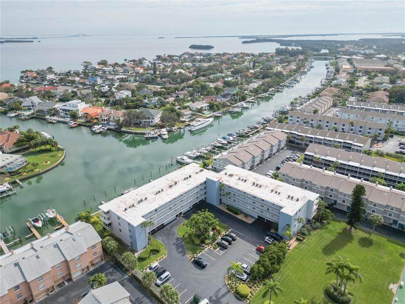 719 Pinellas Bayway - Photo 1