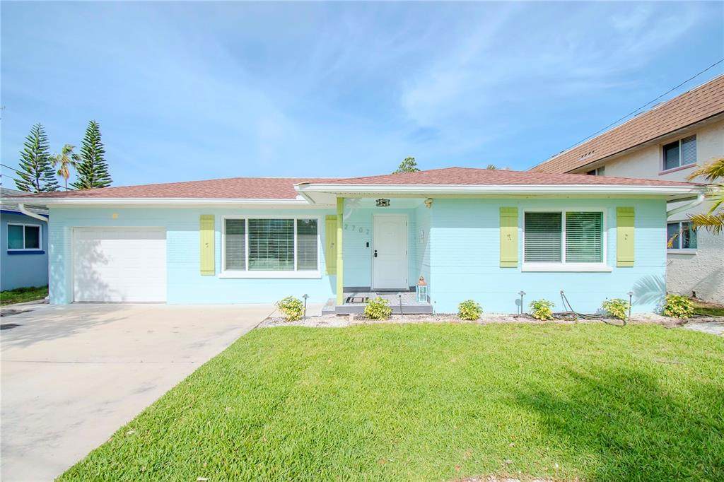 2702 Bay Boulevard - Photo 1