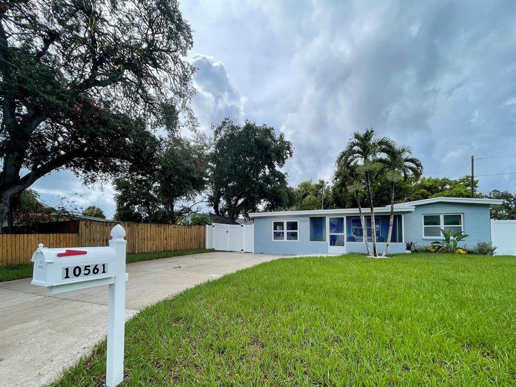 10561 53rd Avenue - Photo 1