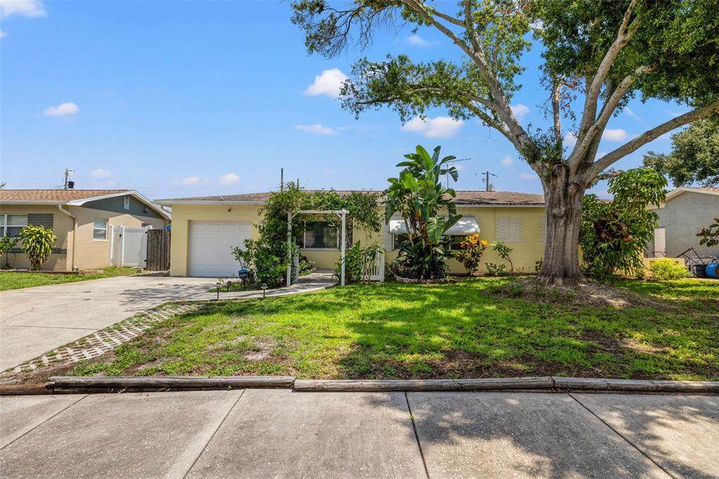 5841 41st Avenue - Photo 1