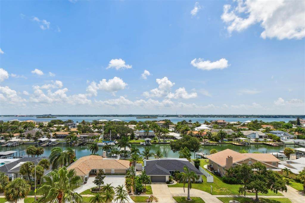 670 Island Way - Photo 1