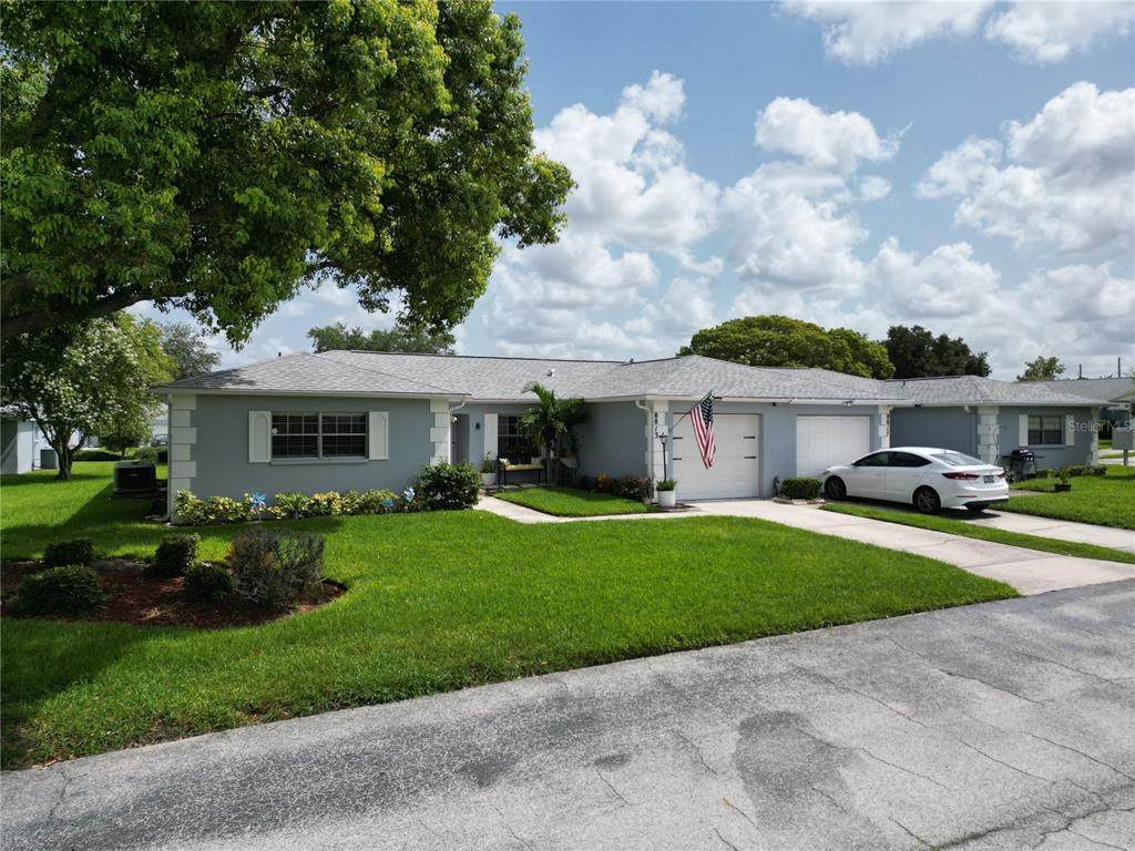 8813 Spring Haven Boulevard - Photo 1