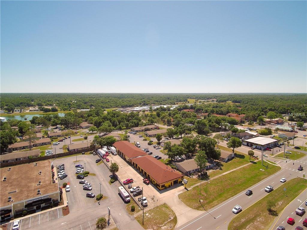 1211 Woodland Boulevard - Photo 1