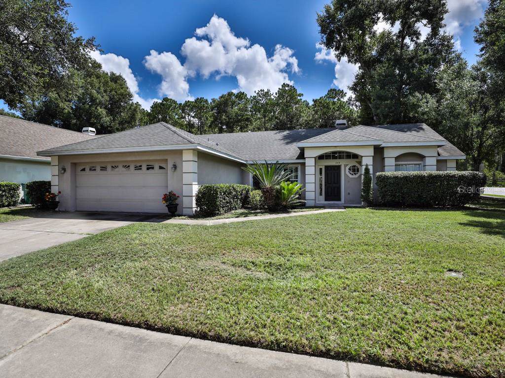 1410 Bent Oaks Boulevard - Photo 1