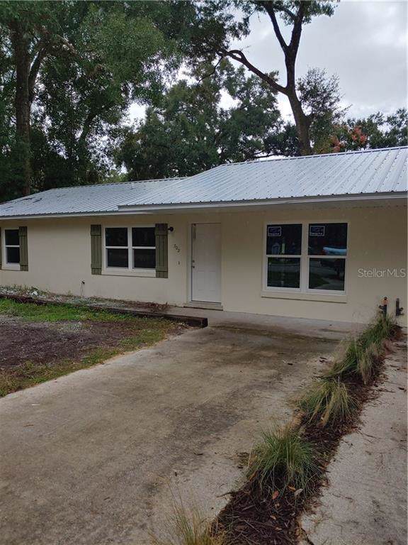 302 Ballard Avenue - Photo 1
