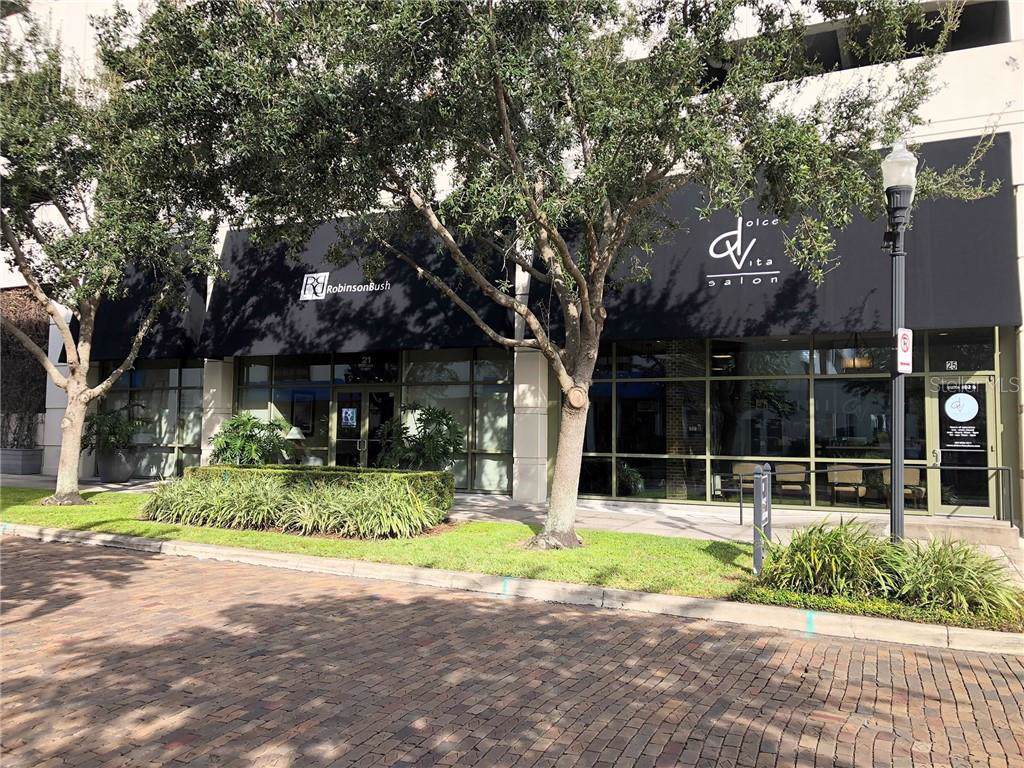 21 Park Lake Street - Photo 1