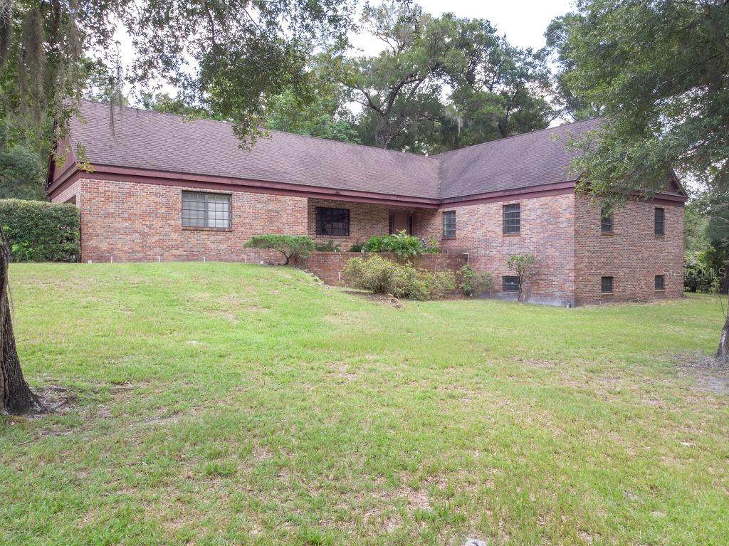 1535 Grand Avenue - Photo 1