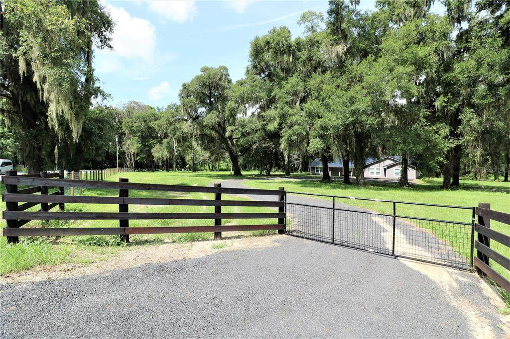 1801 Highway 329 - Photo 1
