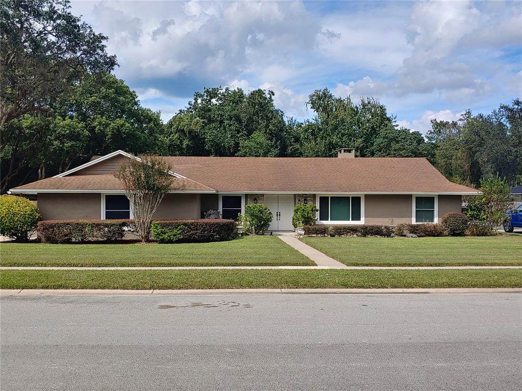 303 Valley Drive - Photo 1