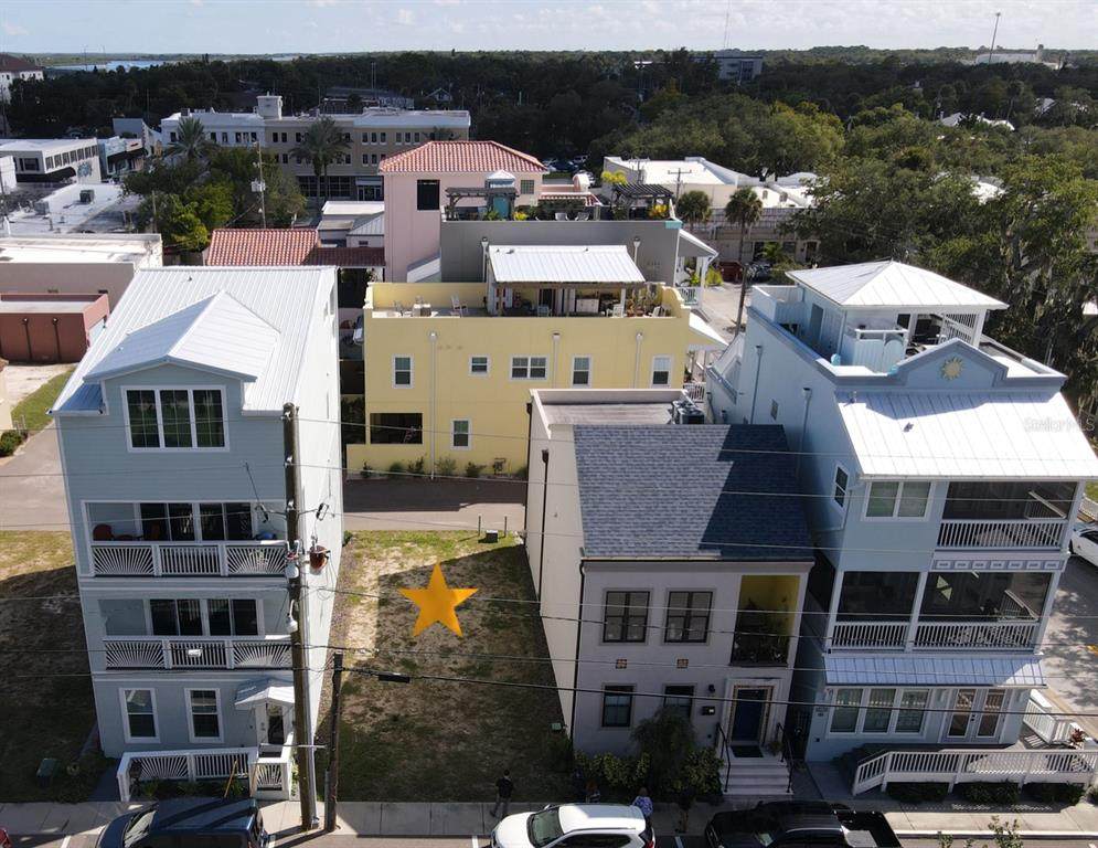 142 Julia Street - Photo 1