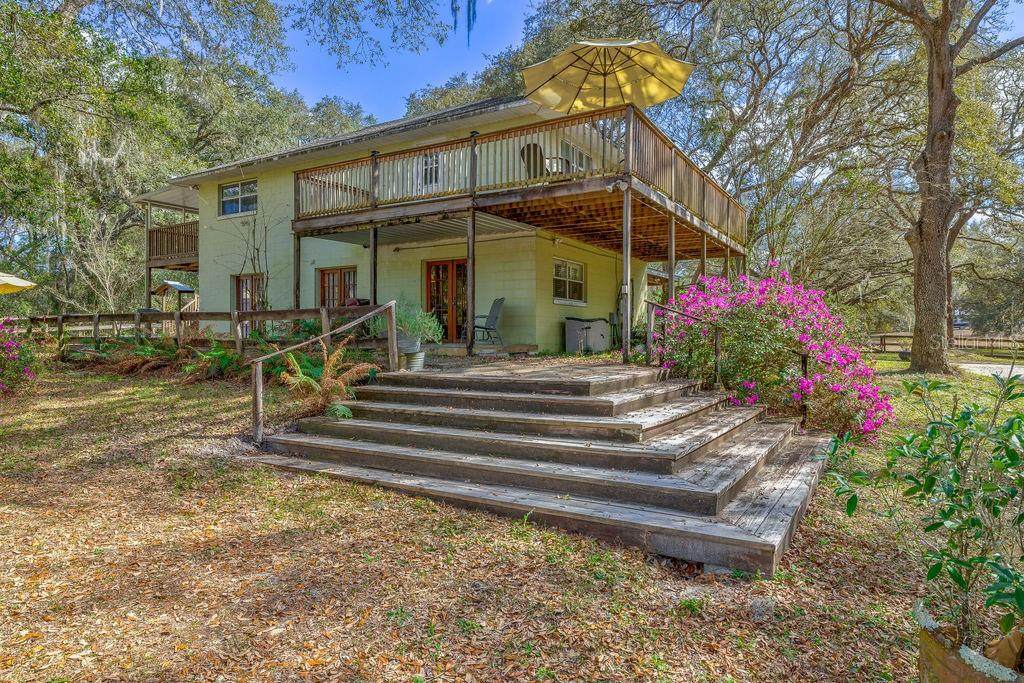 1755 Manor Way - Photo 1