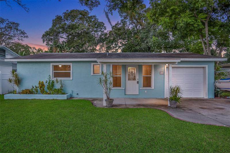 566 Ridgewood Avenue - Photo 1