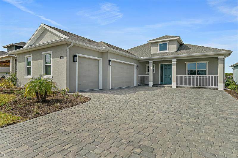 260 Fuchsia Street - Photo 1