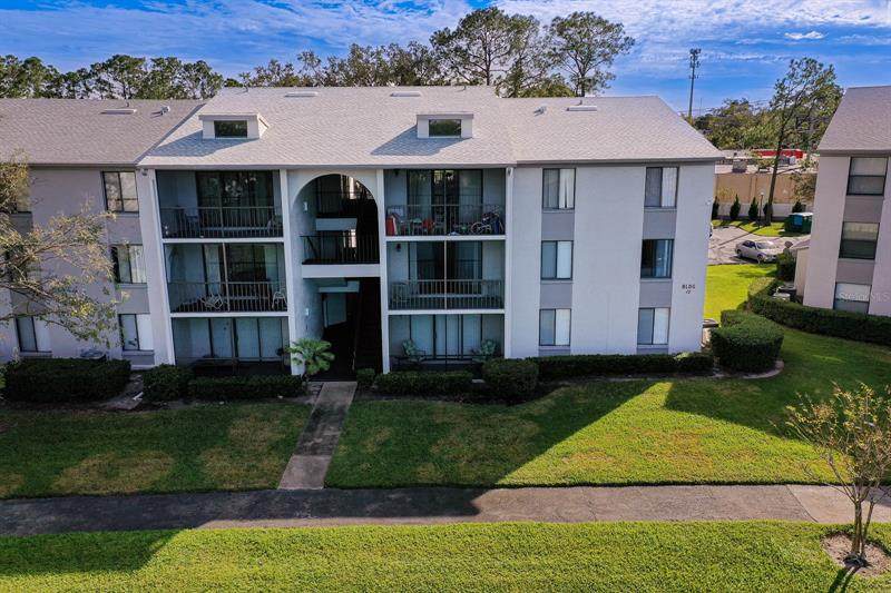 1215 Pine Ridge Circle - Photo 1