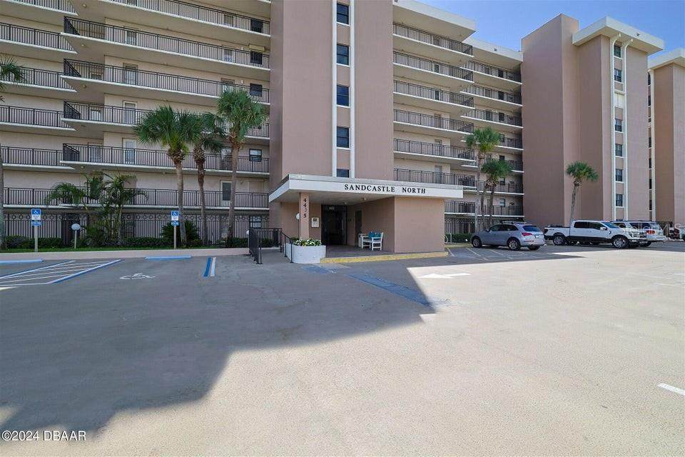4435 Atlantic Avenue - Photo 1