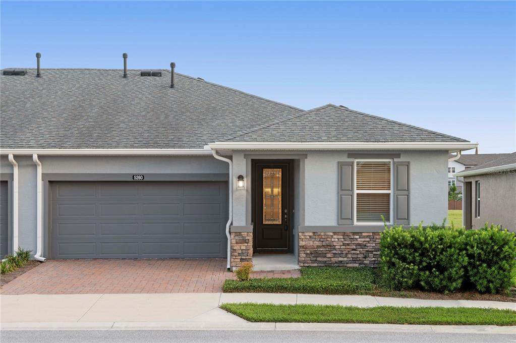 5260 33rd Place - Photo 1