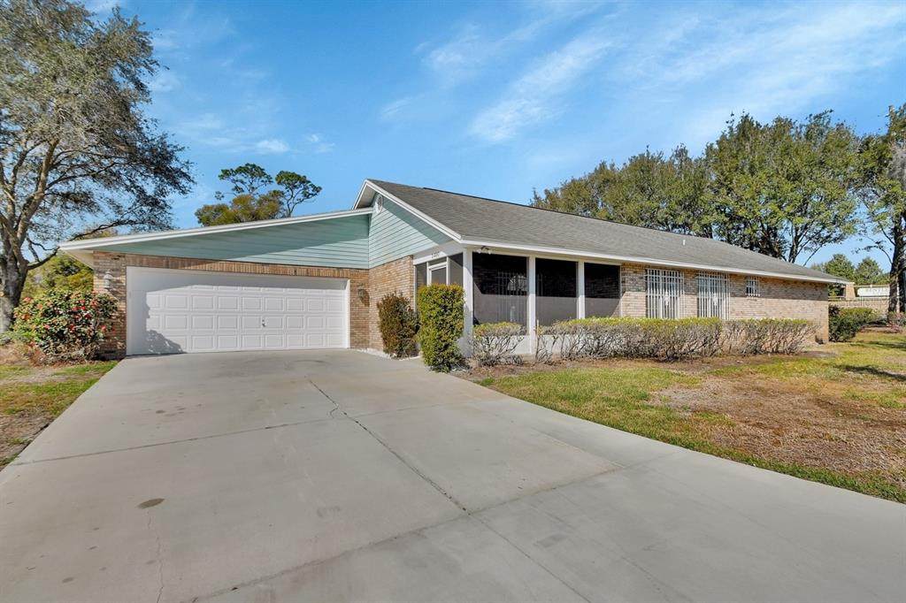 2400 Glen Eagles Drive - Photo 1