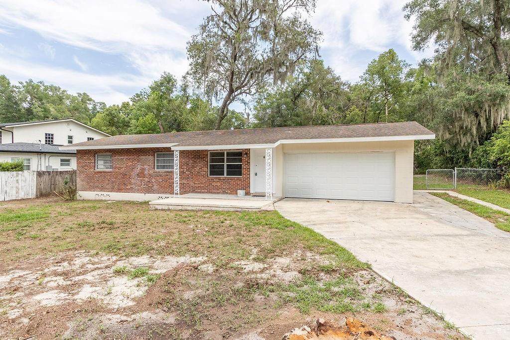 1526 Beresford Avenue - Photo 1
