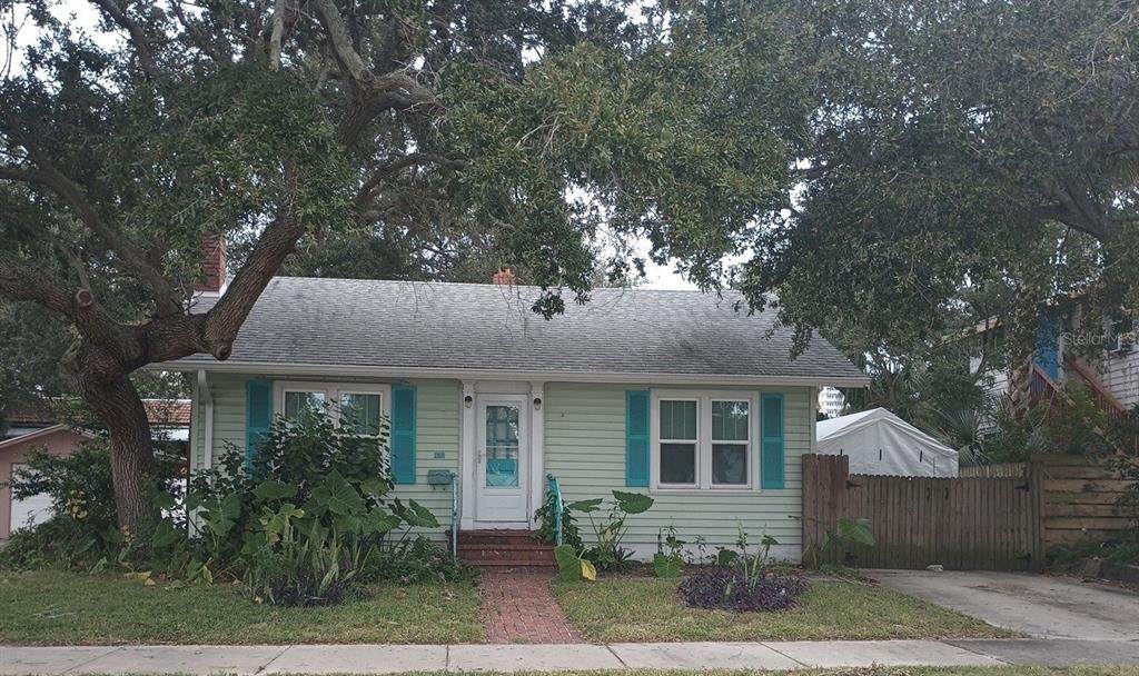 410 Oleander Avenue - Photo 1
