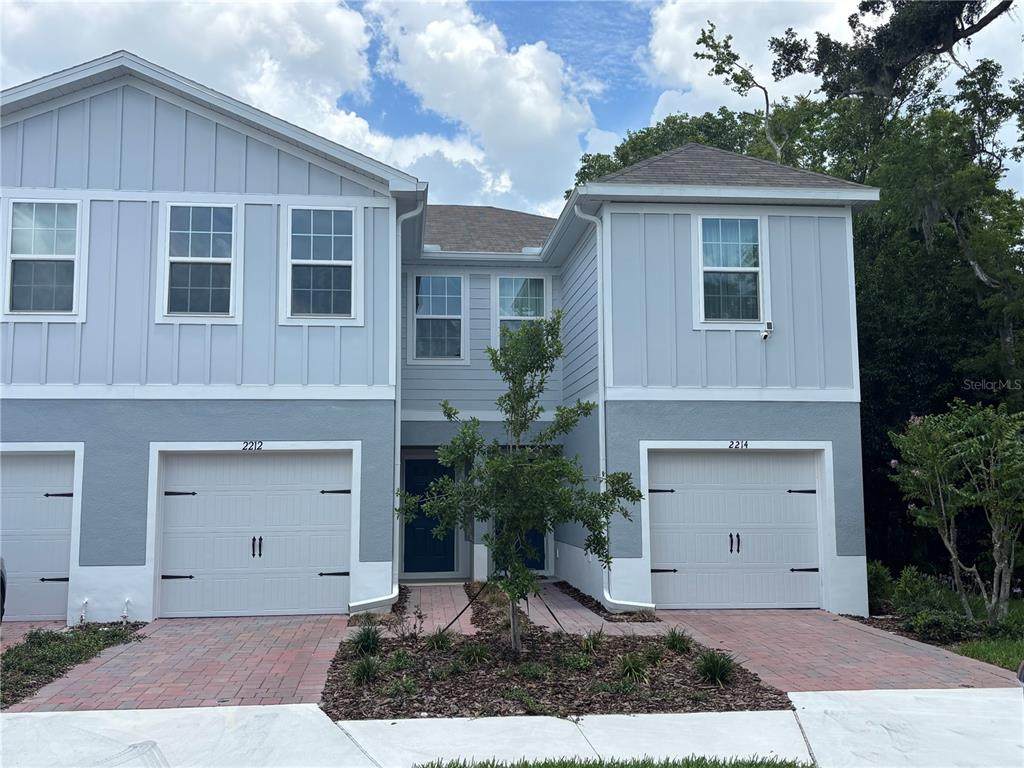2212 Fluorescent Way - Photo 1